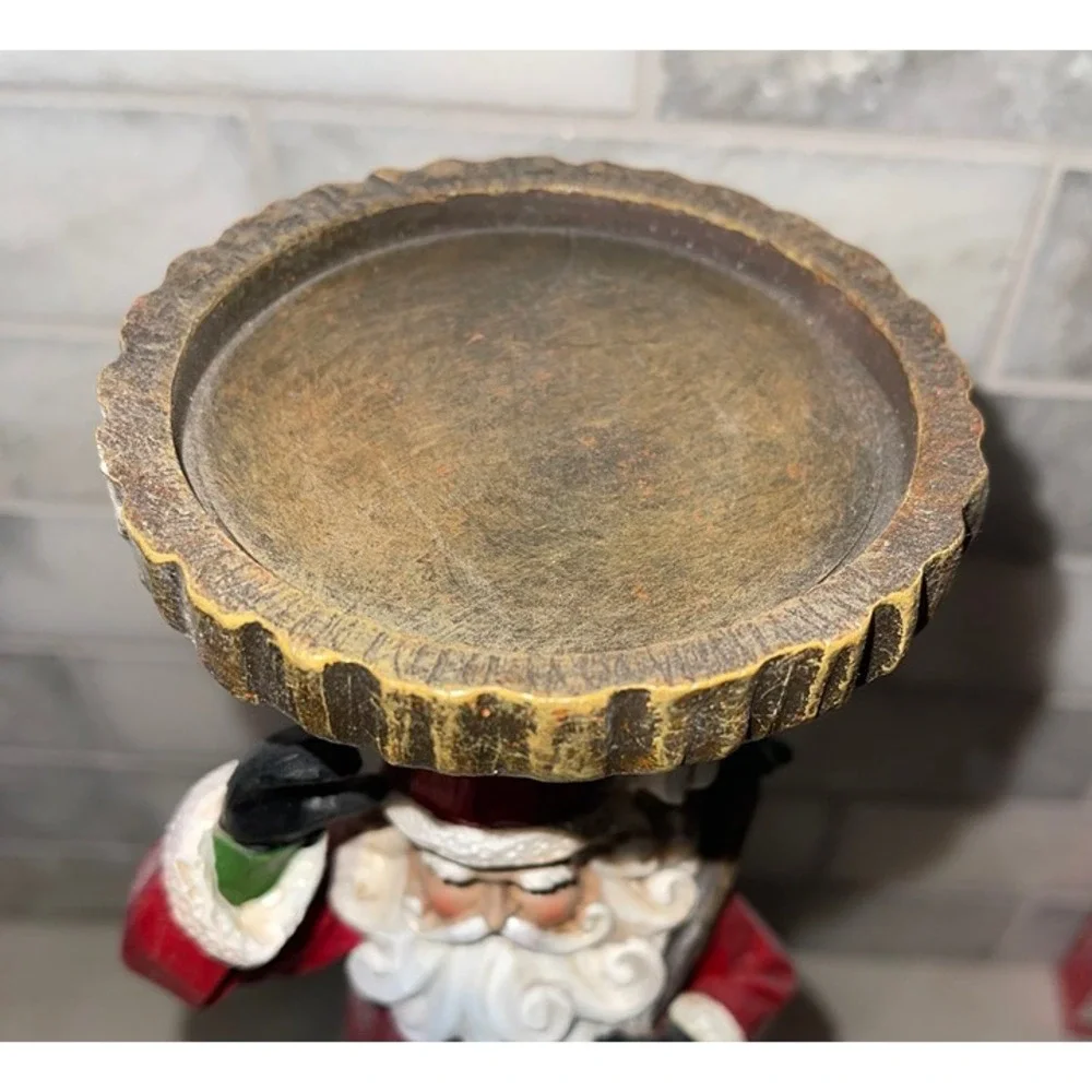 Carved wood-like Santa Claus Pillar Candle Holder Resin‎ Distressed